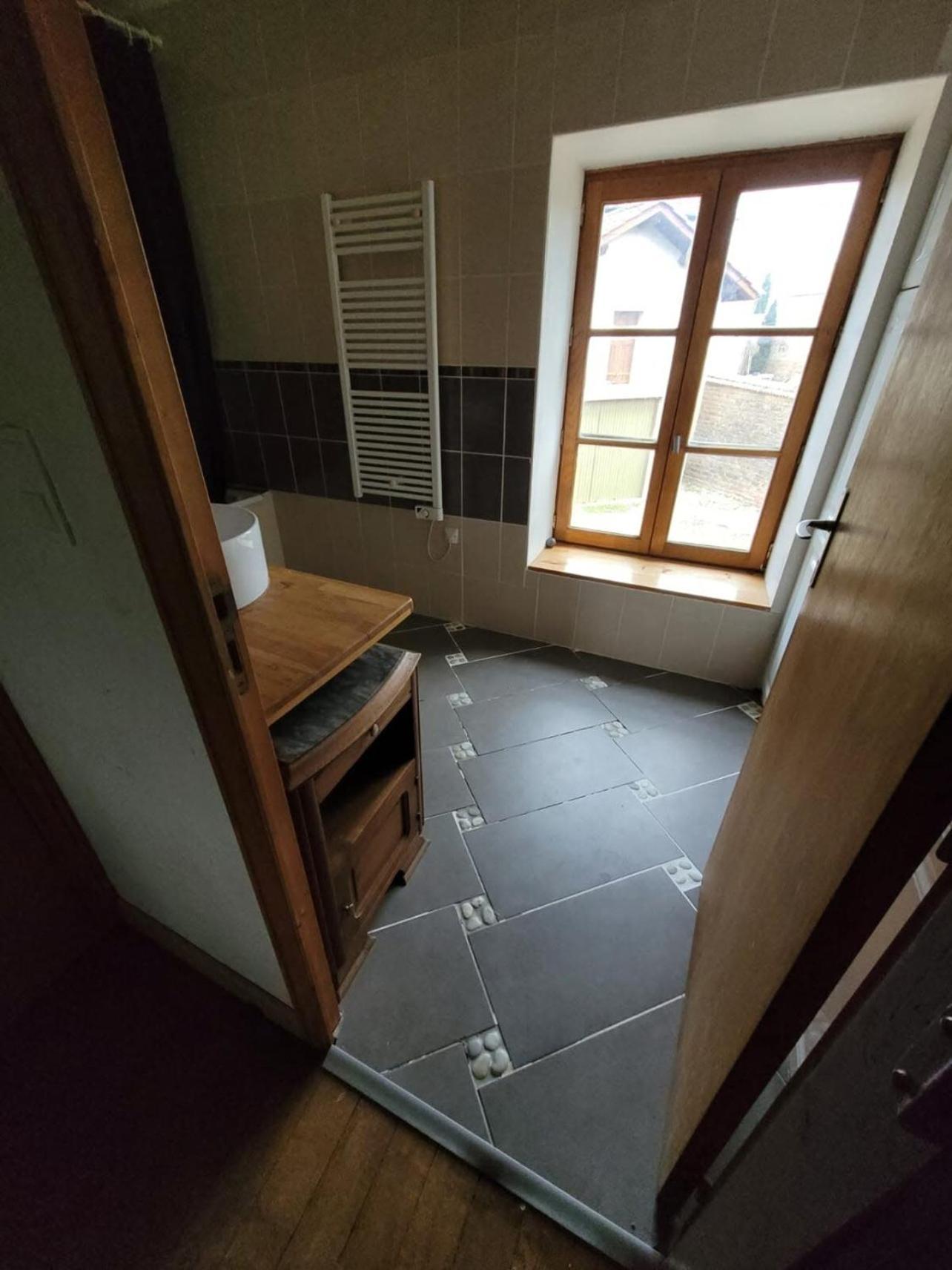 Villa Les Jyrondelles Prisse Family House Extérieur photo